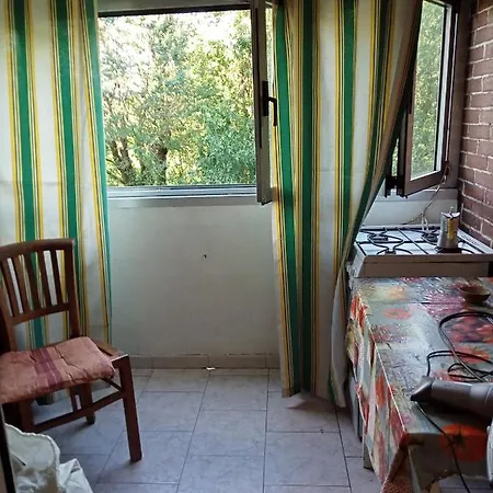 Alloggio شقة